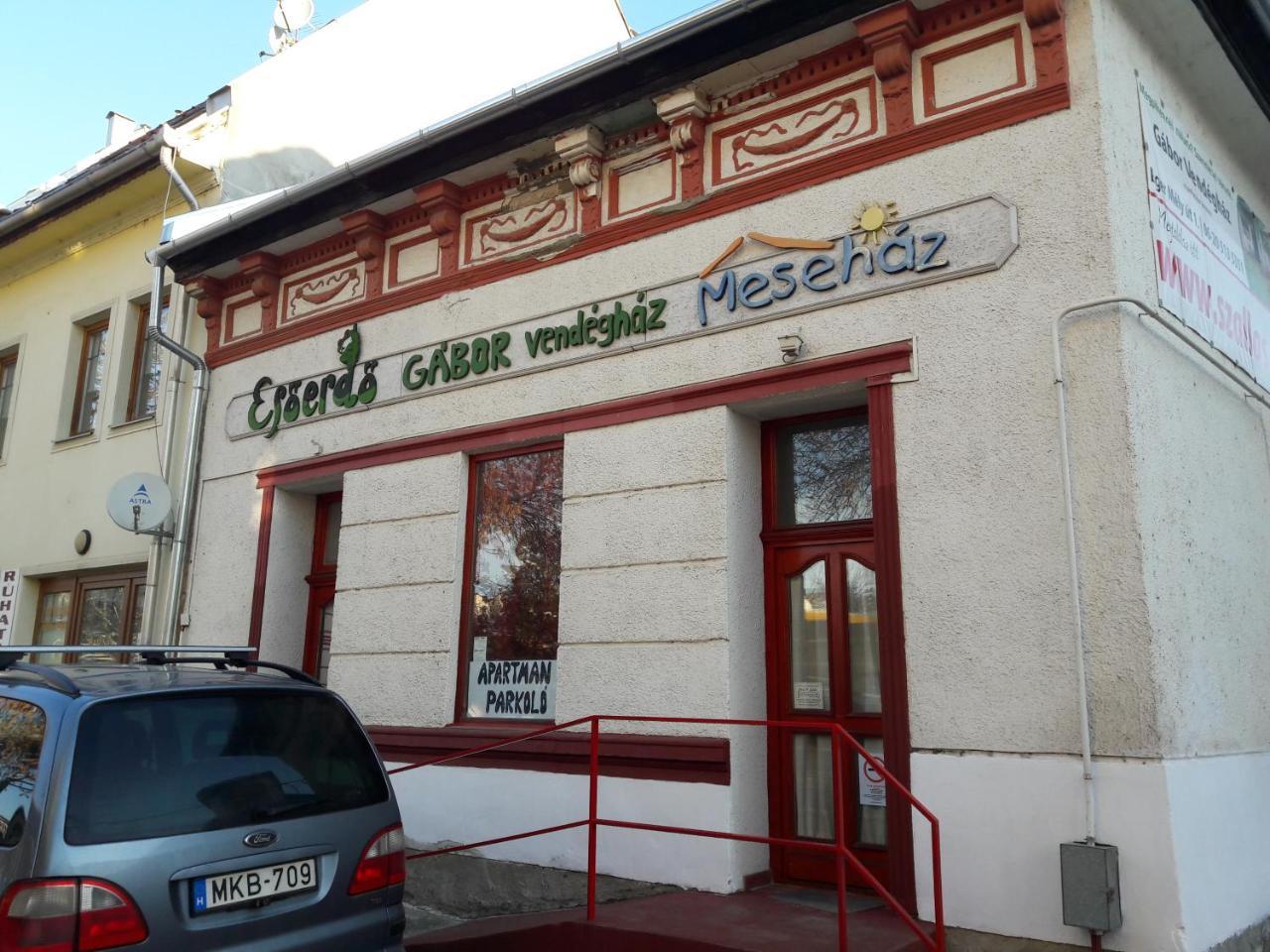 Gabor Vendeghaz Apartment Eger Exterior photo